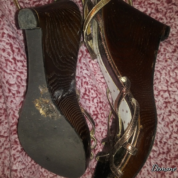 Sandals - Picture 2 of 4